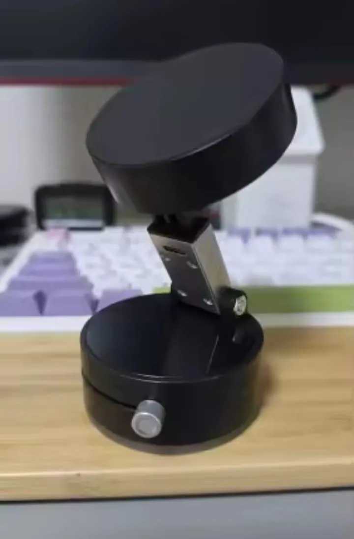 Double-Sided Vacuum Magnetic Car & Gym Phone Holder